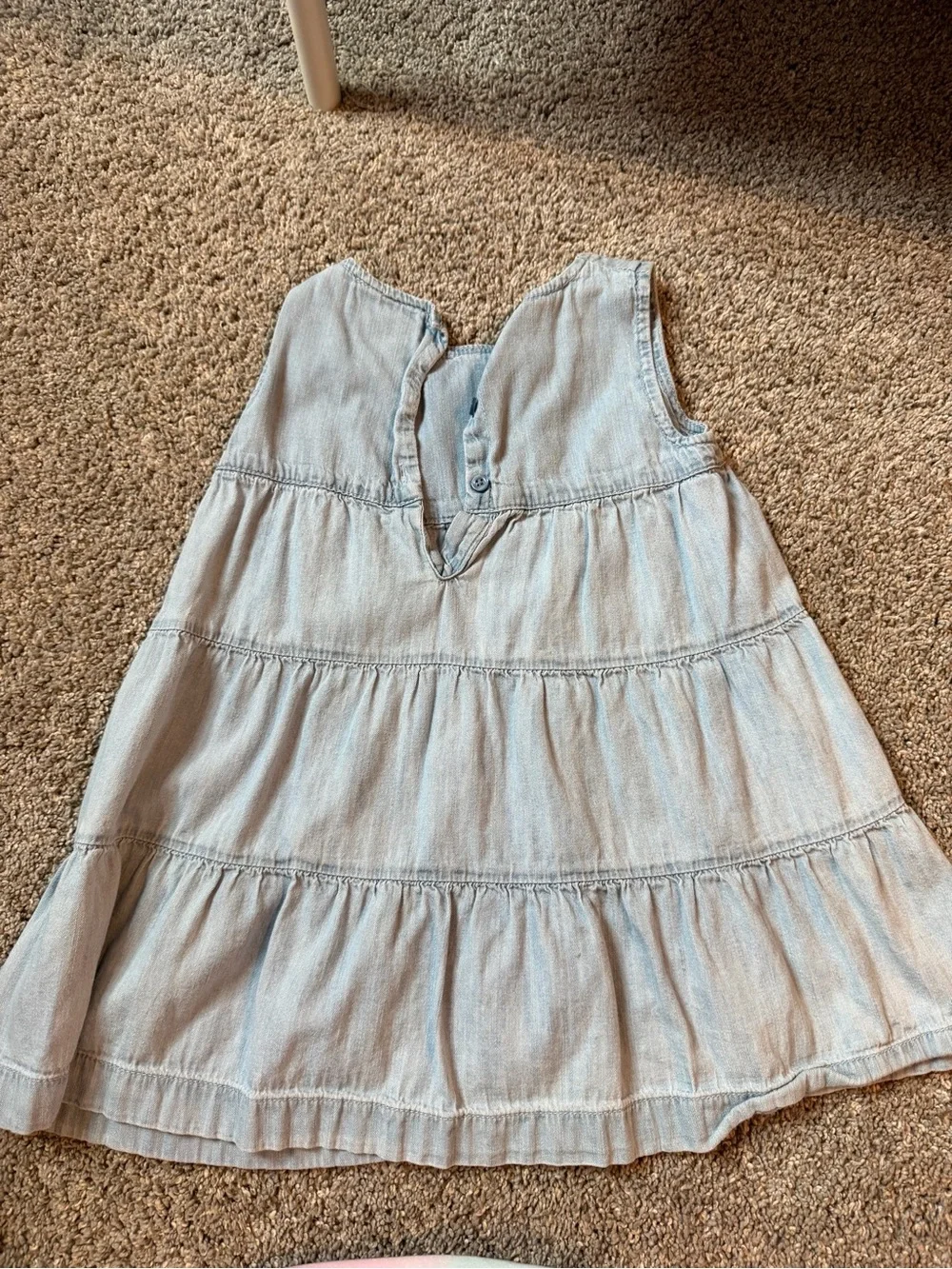 GAP sleeveless tiered